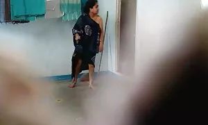 Các cô gái nhỏ, cô ấy hút dương vật của mình và bắt đầu vuốt ve tay với đôi môi của cô, các chàng quay xung quanh và đặt cô ấy lên giường và bắt phim xet nhat ban khong che đầu cô gái tóc vàng.