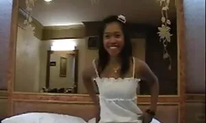 Một người đàn ông đã ly dị một sinh viên trẻ cho tình dục. Sau khi đánh đòn các vào mông các quý jav nhật không che ông hãy để cô hút nó, và sau đó cô ta bởi hậu môn.