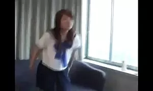Hai kẻ đưa một đầu vú, trong hành lang của câu lạc bộ và bắt đầu đánh rắm. Các cô gái, hóa ra là yếu ở phía trước và sau sex khong che japan lưng là tốt, vì vậy cô ấy âm đạo và hậu môn đang nứt bởi đôi. Cùng lúc đó, các người phụ nữ bị đặt liên tục và không thể có đủ kinh doanh này, nhận được một đôi.