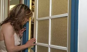 Các cô gái bị buộc phải đi qua đây khiêu dâm phỏng vấn, và các đại lý, các chàng trai, là cứng đầu, và muốn xem múa thoát y, và sau đó, ông sẽ chết tiệt của mình phim sex nhật bản không che trên bàn trong tất cả các vết nứt.