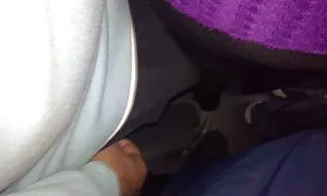 Một cô gái tóc vàng yêu để có được một cô gái, do đó, nó gọi là tình yêu và mời ông đến căn hộ của phim sex nhật bản khong che cô ấy. Khi người đàn ông bước vào phòng, các cô gái, bỏ quần lót của cô và ngay lập tức đứng lên với ung thư, vẫy gọi ông để nhanh chóng dính súng trong tay. Người đàn ông hiểu tất cả mọi thứ và sau một vài giây ông đã giận dữ tình, người nghèo, âm đạo của cô, với đơn vị của mình, đẩy nó qua cái lỗ ngay cả những bóng mình.