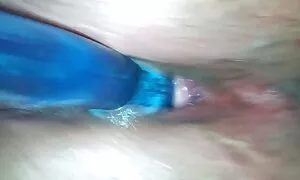 Các chàng trai đẹp, tóc phim sex nhât không che xoăn, người gần đây đã tăng cao nghệ thuật của mình của uy tín và bước vào phân tán. Anh ta truy cập bạn gái của mình cho một thời gian dài bởi nhô ra to bơm bằng silicon. Sự trụy lạc kéo một phụ nữ điên, trên ghế, đưa nó vào ấn tượng của mình đen và đưa nó đến cực khoái.
